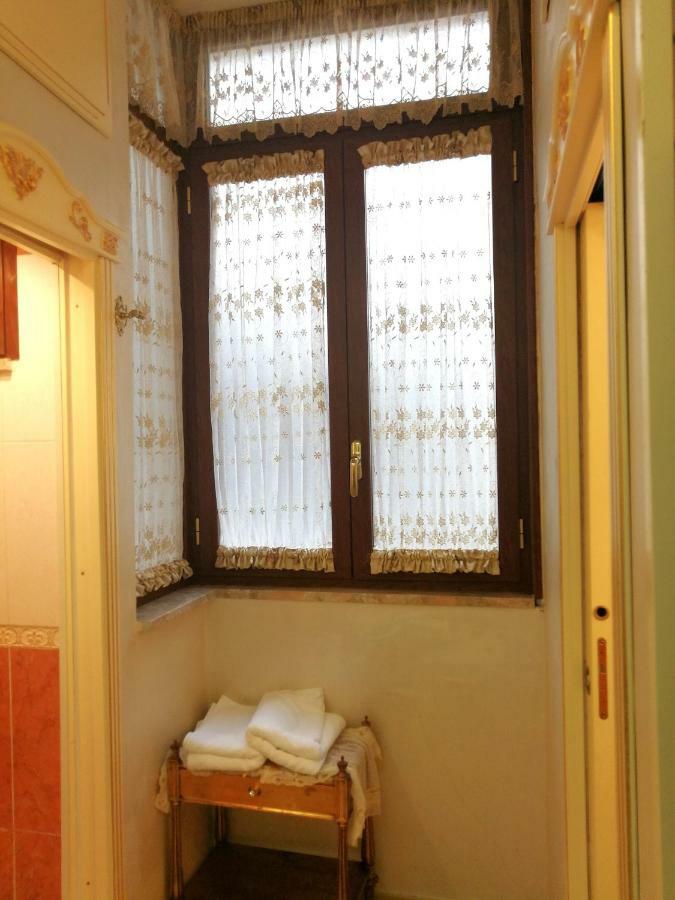 Benvenuti Al Sud Lejlighed Napoli Eksteriør billede